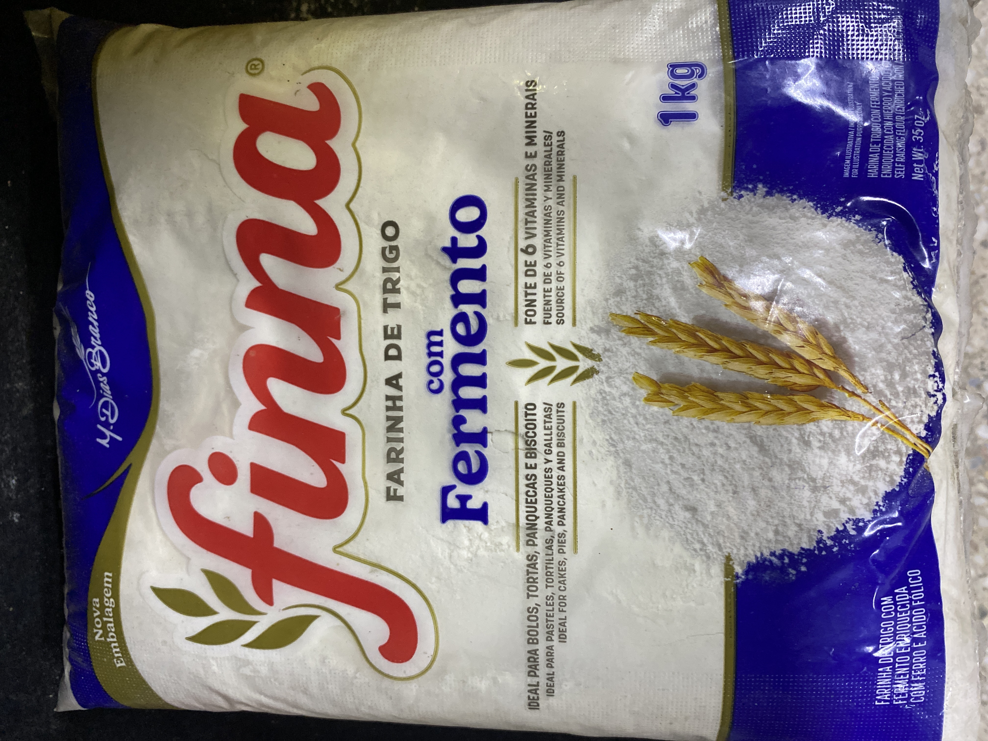 Farinha de trigo finna com fermento 1kg
