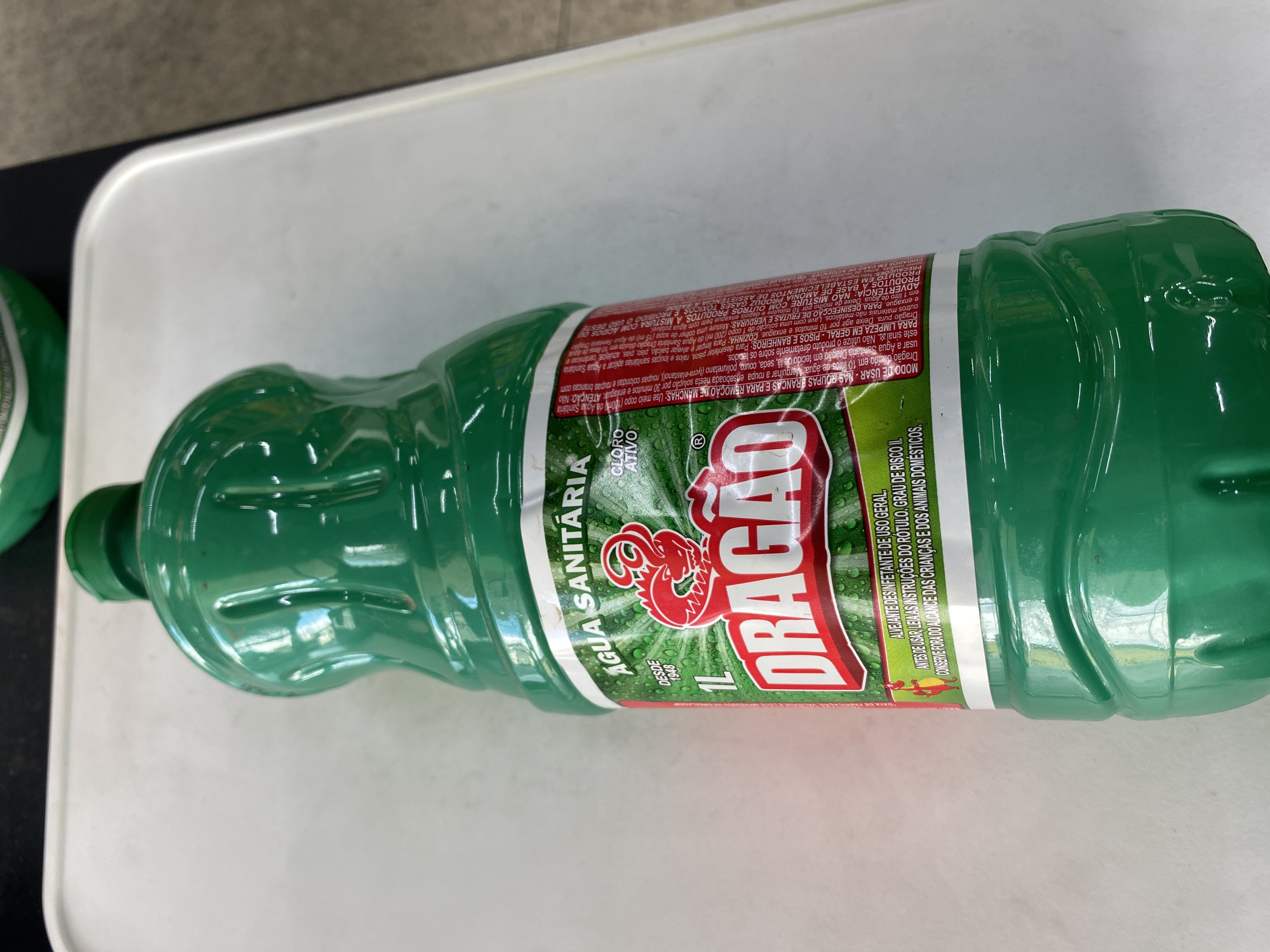 Água sanitária dragão 1L