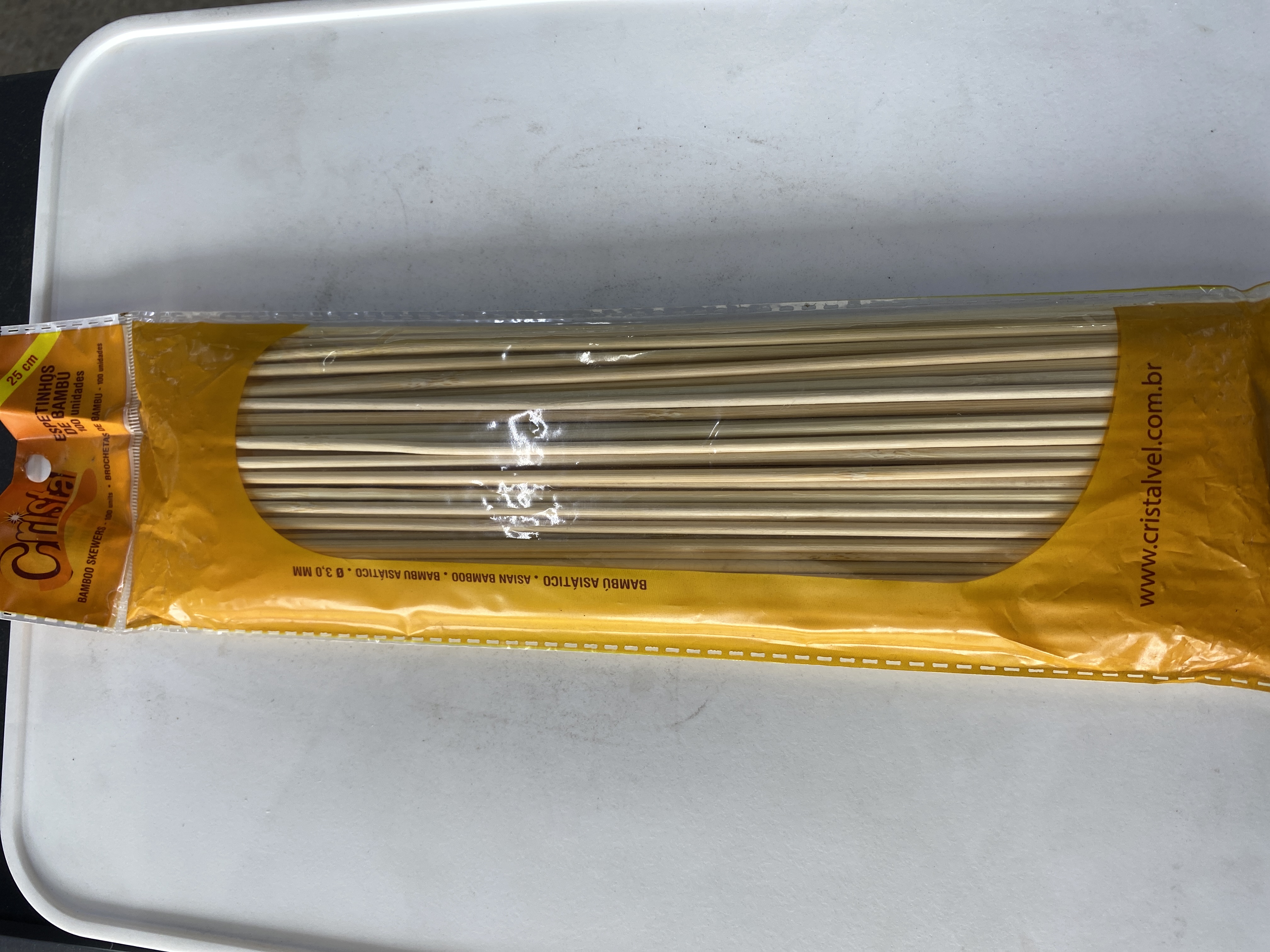 Palitos churrascos com 200 unidades