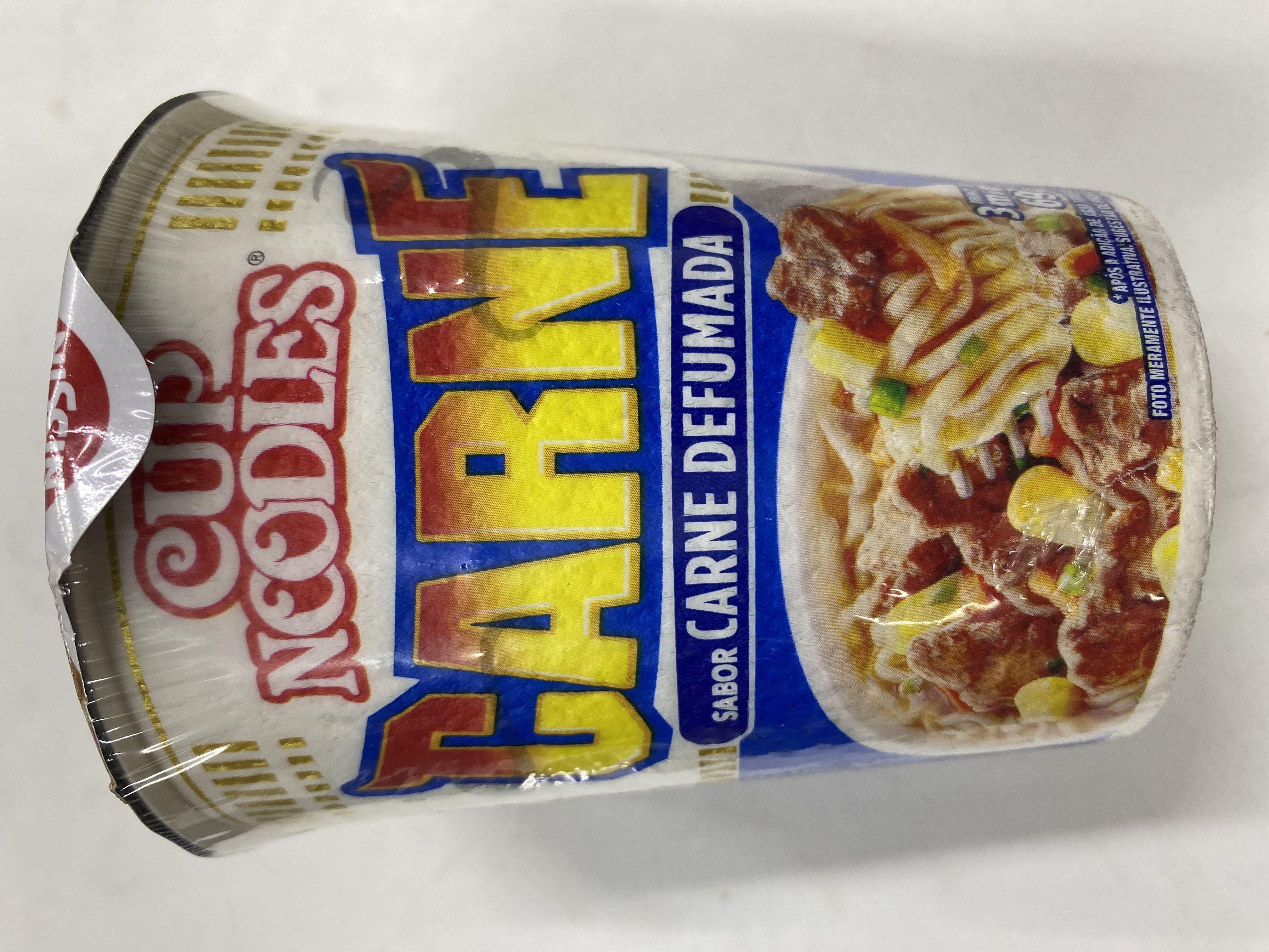 Miojo de copo, sabor carne defumada 69g