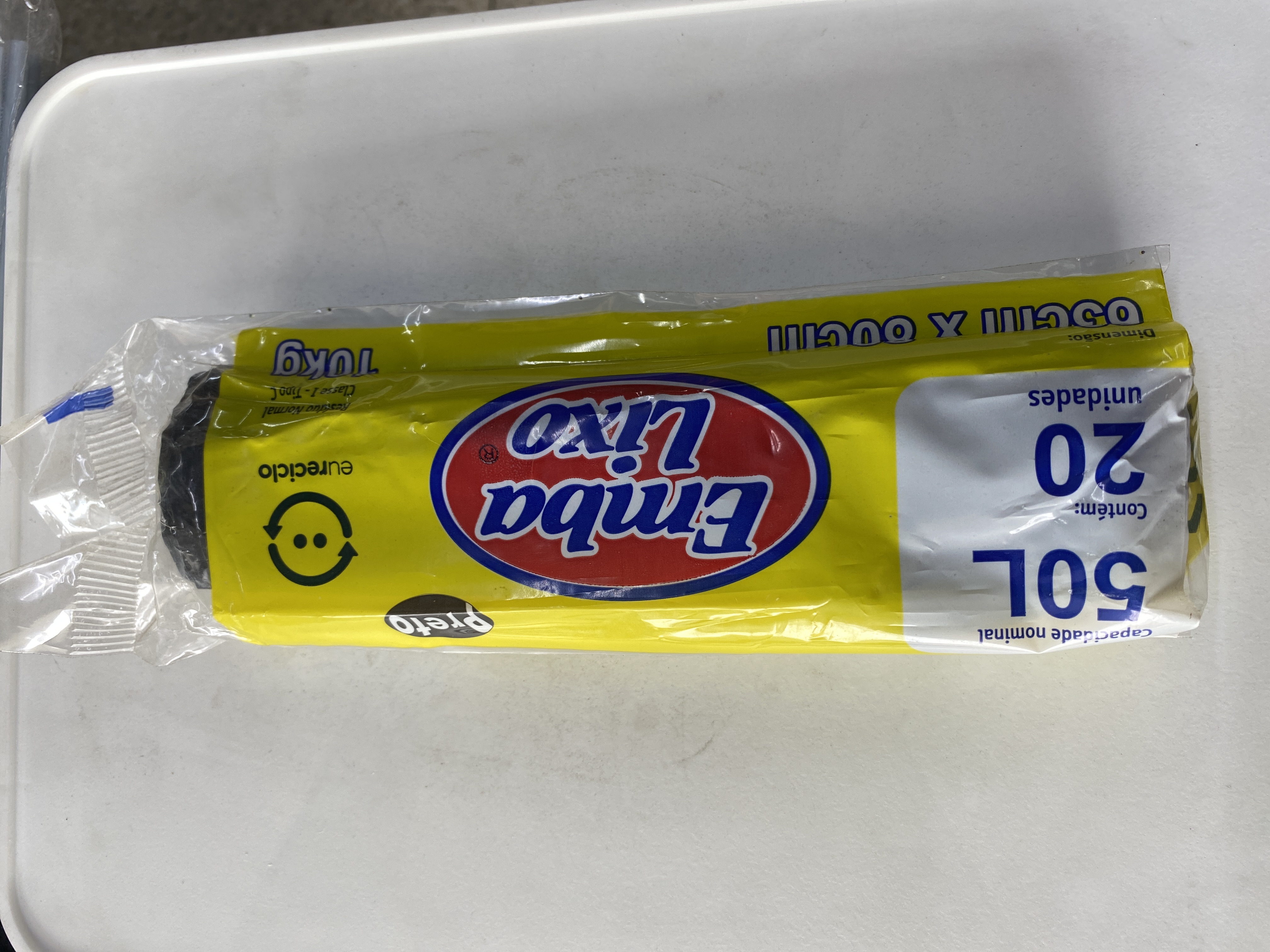 Sacos de lixo 50L com 20 unidades